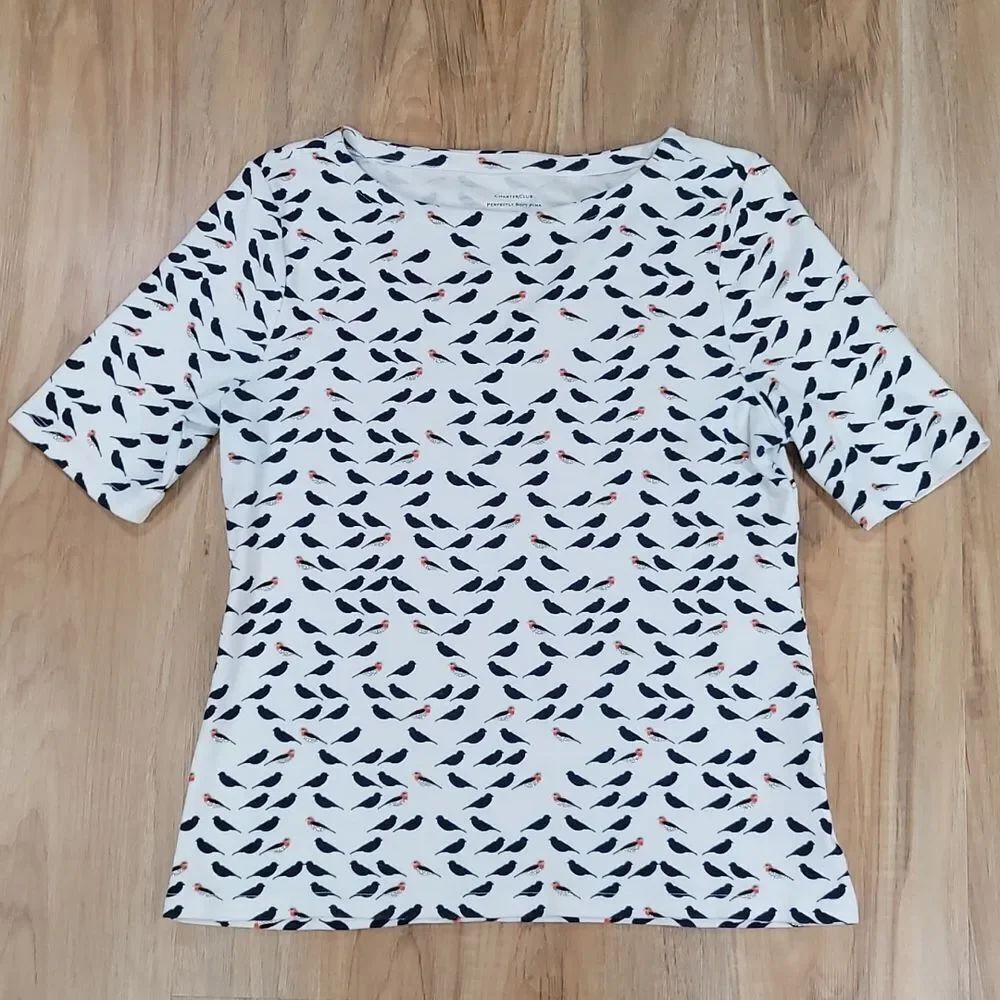 ☔️🔺️Charter Club White Bird Print Perfectly Soft Short Sleeve Top Medium